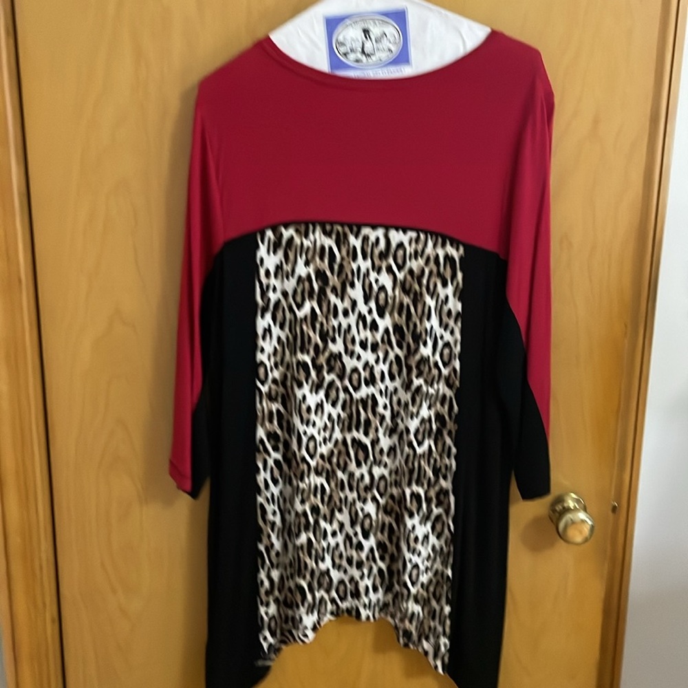 Leopard Tunic Top - Picture 4 of 5